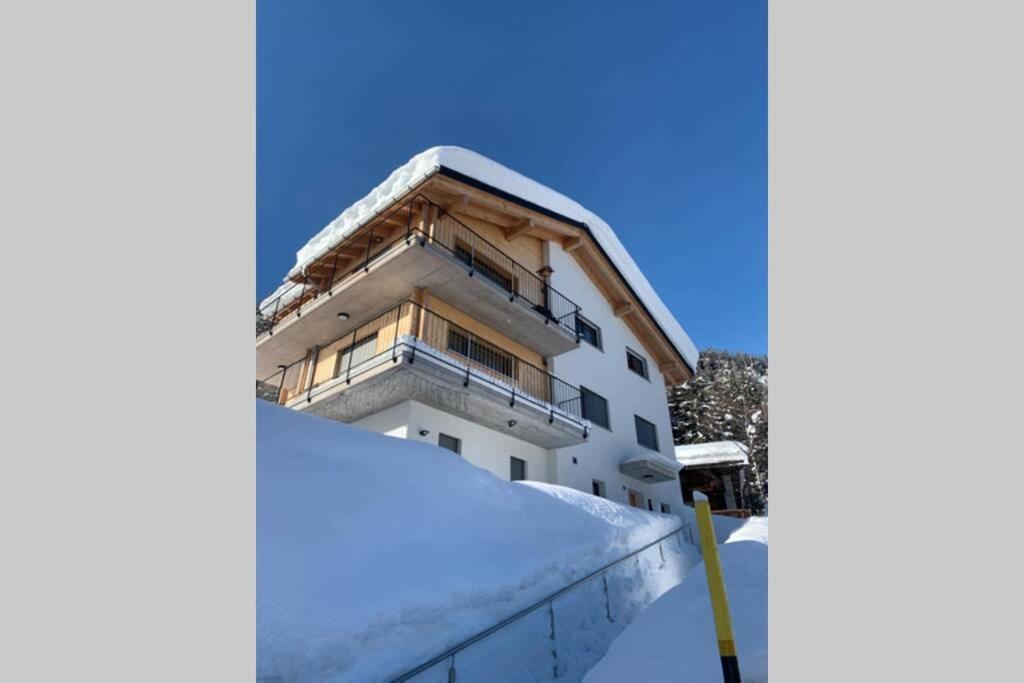 Bijou Nahe Apartment